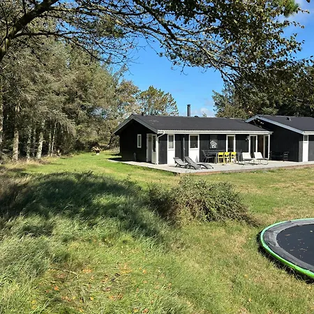 Classic Summer House Near Ferienhaus *